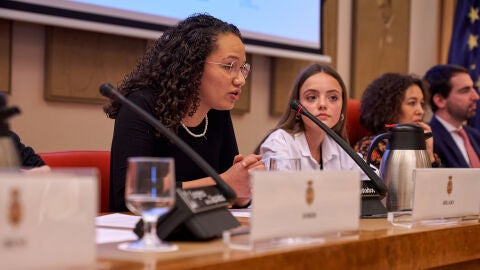 El duro testimonio de una adolescente en el Congreso: &quot;Necesitamos alternativas para vivir esta vida, no sobrevivirla&quot;