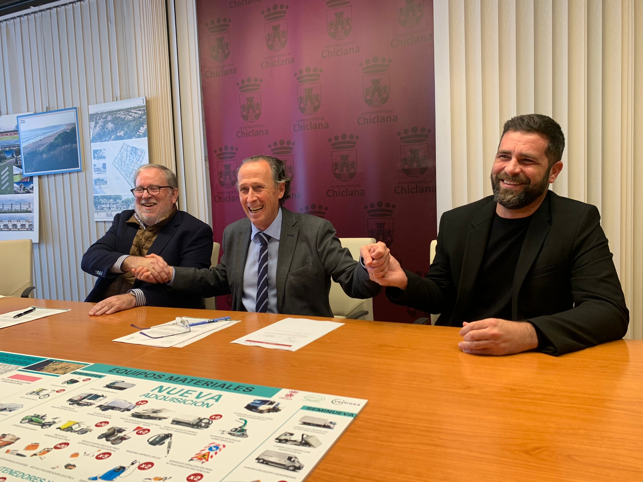 Chiclana tendrá un nuevo servicio de limpieza viaria a partir del 1 de febrero: más servicio y más inversión Chiclana tendrá un nuevo servicio de limpieza viaria a partir del 1 de febrero: más servicio y más inversión