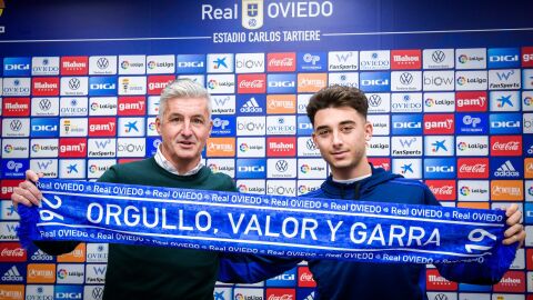 Roberto Su&aacute;rez y Ra&uacute;l Moro en el Carlos Tartiere
