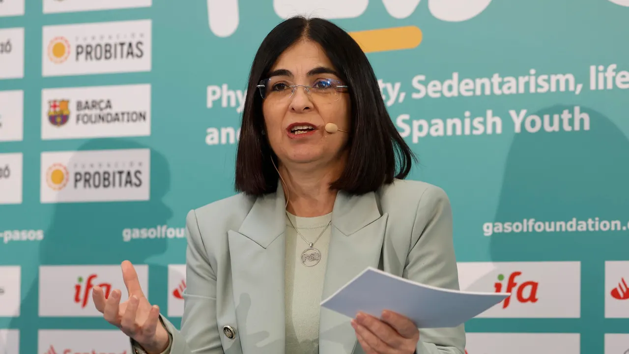 La ministra de Sanidad, Carolina Darias