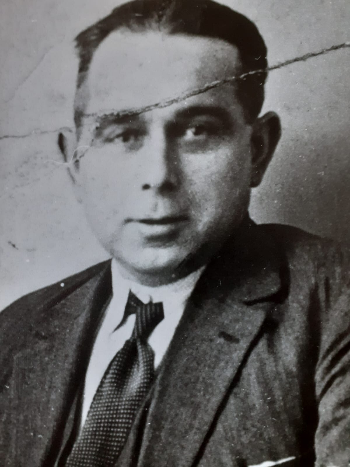 Canet da sepultura digna a su vecino Mariano Brines fusilado de la Fosa 112 en Paterna Canet da sepultura digna a su vecino Mariano Brines fusilado de la Fosa 112 en Paterna