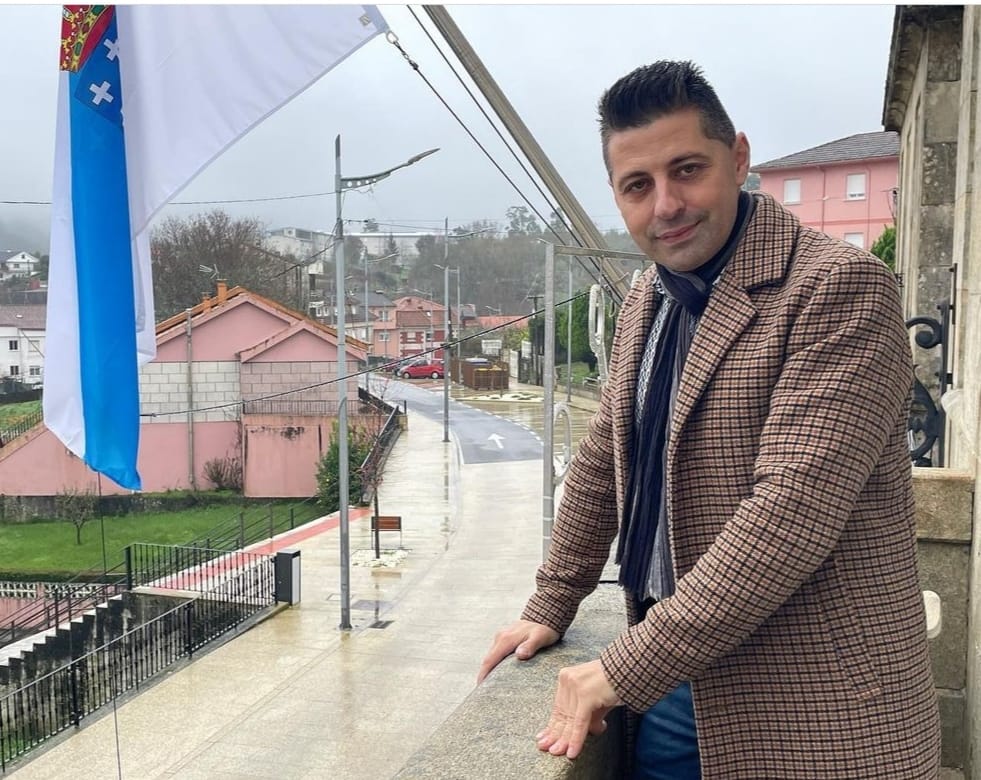 Andrés Díaz: "En Ponte Caldelas estamos sen pediatra, a realidade da sanidade non é a que nos vende o conselleiro" Andrés Díaz: "En Ponte Caldelas estamos sen pediatra, a realidade da sanidade non é a que nos vende o conselleiro"