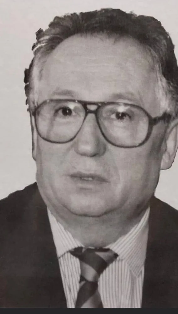 Fallece de forma repentina ex alcalde Navia, Manuel Bedia Alonso. Fallece de forma repentina ex alcalde Navia, Manuel Bedia Alonso.