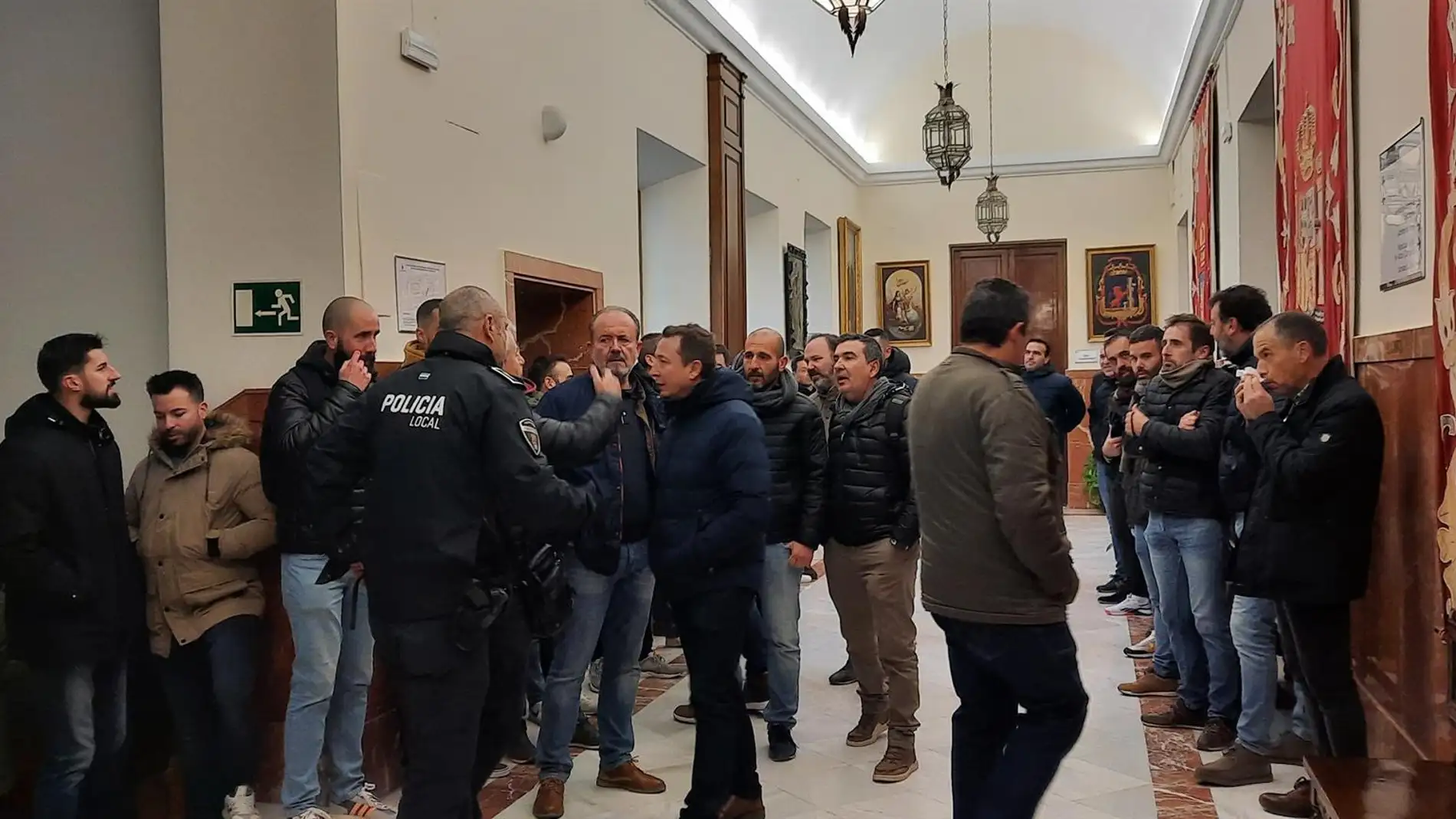 Aspolobba reclama consenso político para solucionar las carencias del servicio de la Policía Local de Badajoz