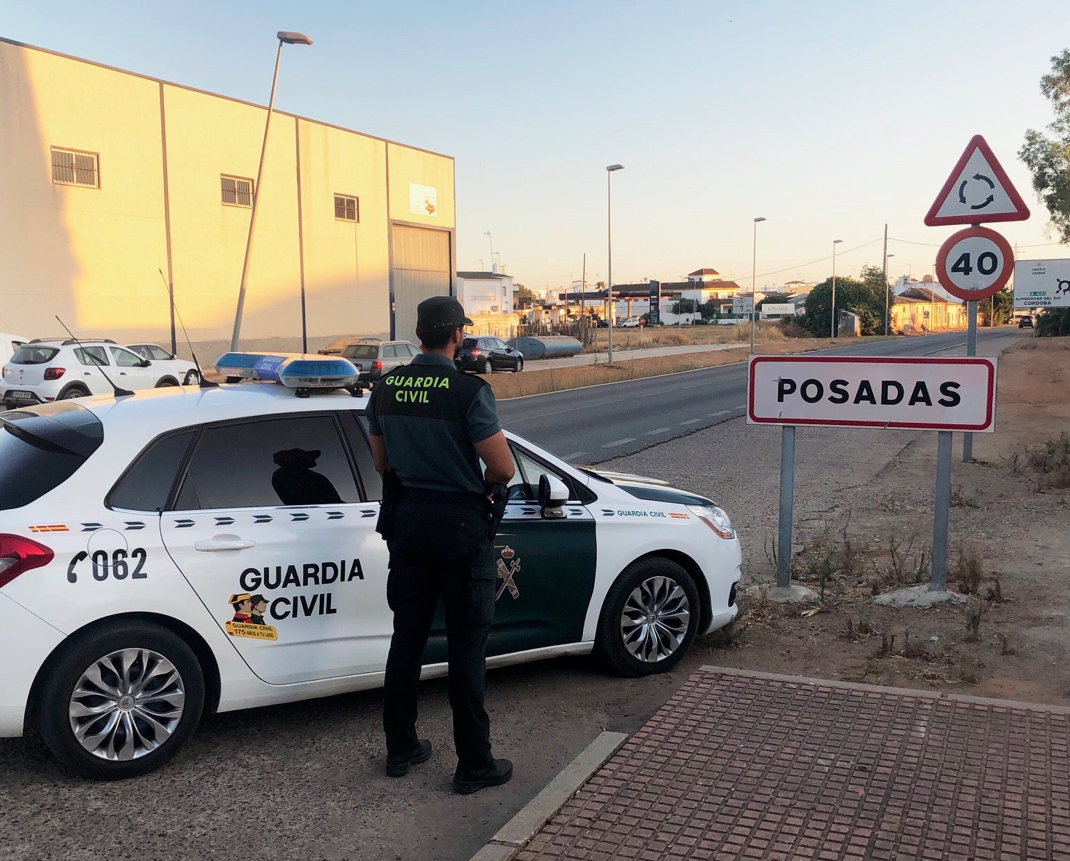Detenidas cinco personas acusadas de robar 80 gallos de pelea en Posadas Detenidas cinco personas acusadas de robar 80 gallos de pelea en Posadas