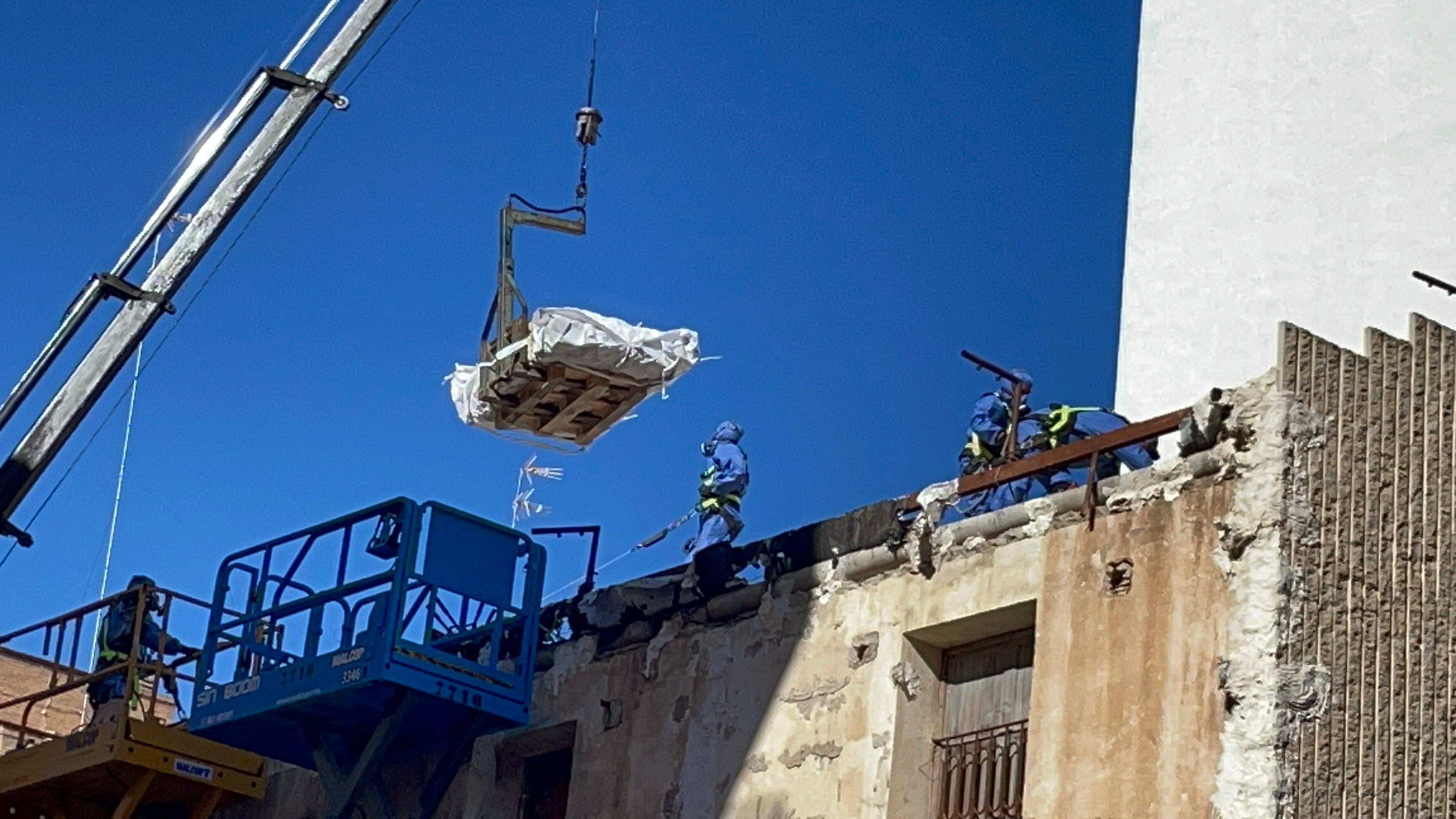 Comienza la preparación para el derribo del edificio del Cine Ideal y Club Camelot Elche Comienza la preparación para el derribo del edificio del Cine Ideal y Club Camelot Elche