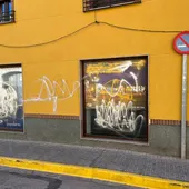 Oficina de la candidatura a la alcaldía de La Solana atacada Oficina de la candidatura a la alcaldía de La Solana atacada