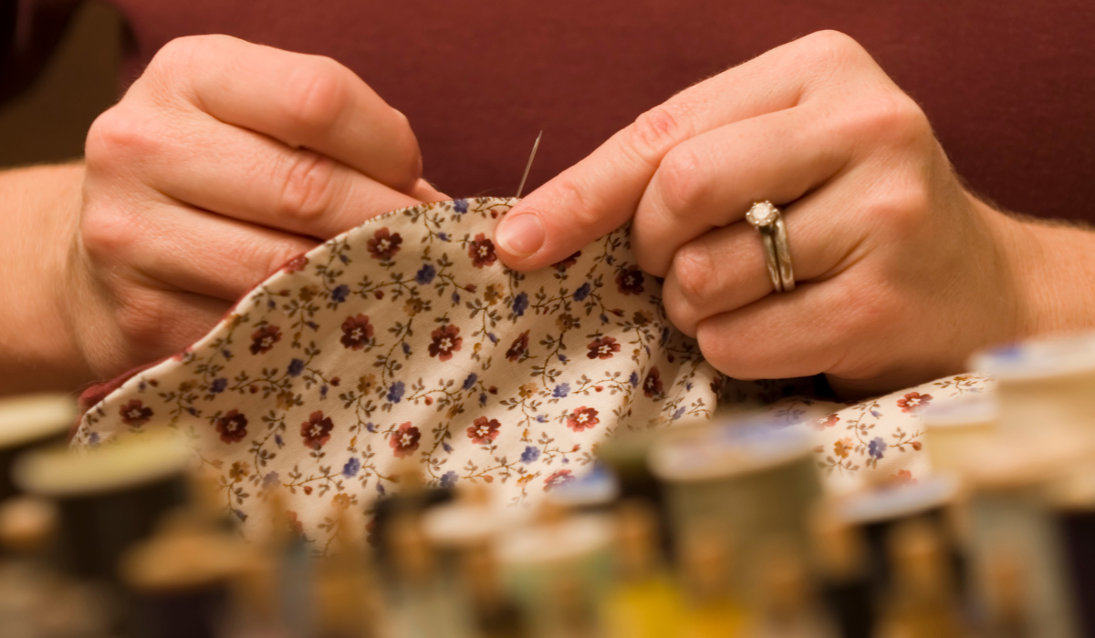 Agujas de coser para “hacer barrio” en Judimendi Agujas de coser para “hacer barrio” en Judimendi