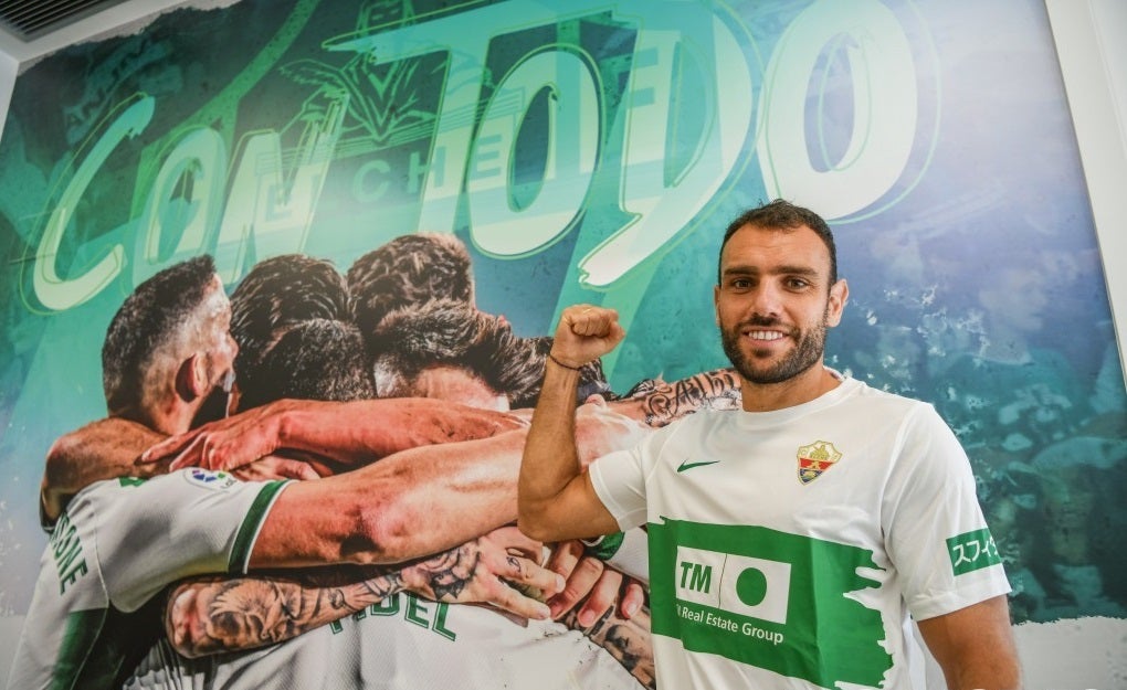 El Tenerife insiste en el fichaje del central del Elche Gonzalo Verdú El Tenerife insiste en el fichaje del central del Elche Gonzalo Verdú