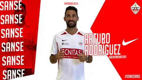 Arturo Rodríguez El Deportivo negocia con el Sanse su traspaso.
