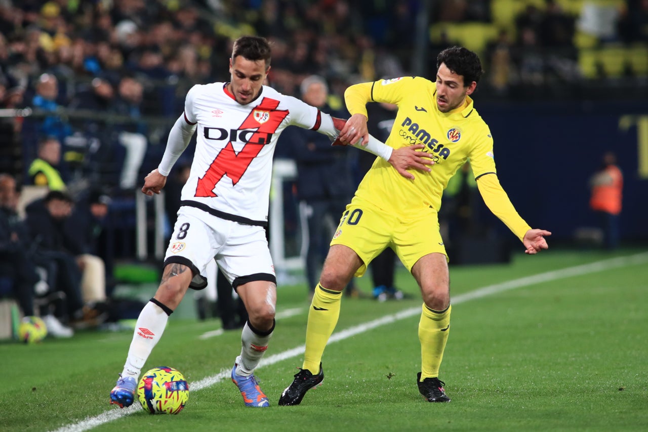 El Rayo Vallecano se impone con un gol al Villarreal en La Cerámica El Rayo Vallecano se impone con un gol al Villarreal en La Cerámica