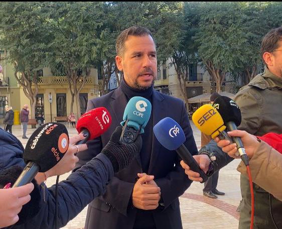 El PP de Elche solicita un pleno extraordinario y pide reprobar al Consejo de Ministros por el recorte del Tajo-Segura El PP de Elche solicita un pleno extraordinario y pide reprobar al Consejo de Ministros por el recorte del Tajo-Segura
