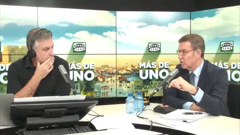 Feijóo reprocha a Sánchez que la subida del SMI no se haga en un contexto de pacto de rentas Feijóo reprocha a Sánchez que la subida del SMI no se haga en un contexto de pacto de rentas