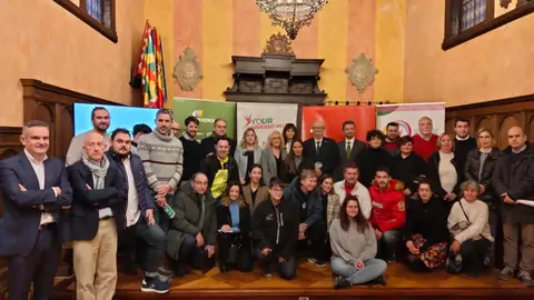 Autoridades y representantes de federaciones deportivas, en la presentación del Tour. Autoridades y representantes de federaciones deportivas, en la presentación del Tour.