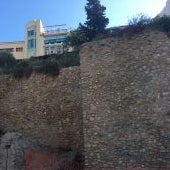 La muralla almorávide donde han comenzado los sondeos esta semana frente al río Vinalopó 
