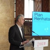 Héctor Illueca, vicepresidente segundo y conseller de Vivienda, presenta el Plan Renhata 2023.