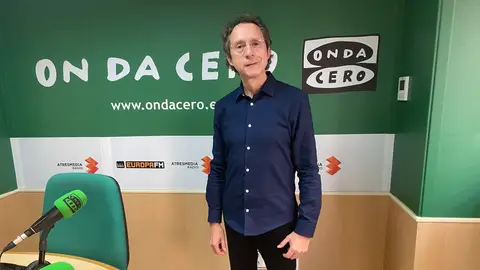 El tricólogo ilicitano Trino Miravete. El tricólogo ilicitano Trino Miravete.