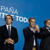 Feijóo presume de la unidad del PP reuniendo a Aznar y Rajoy: "Ahora toca volver a unir a los españoles"