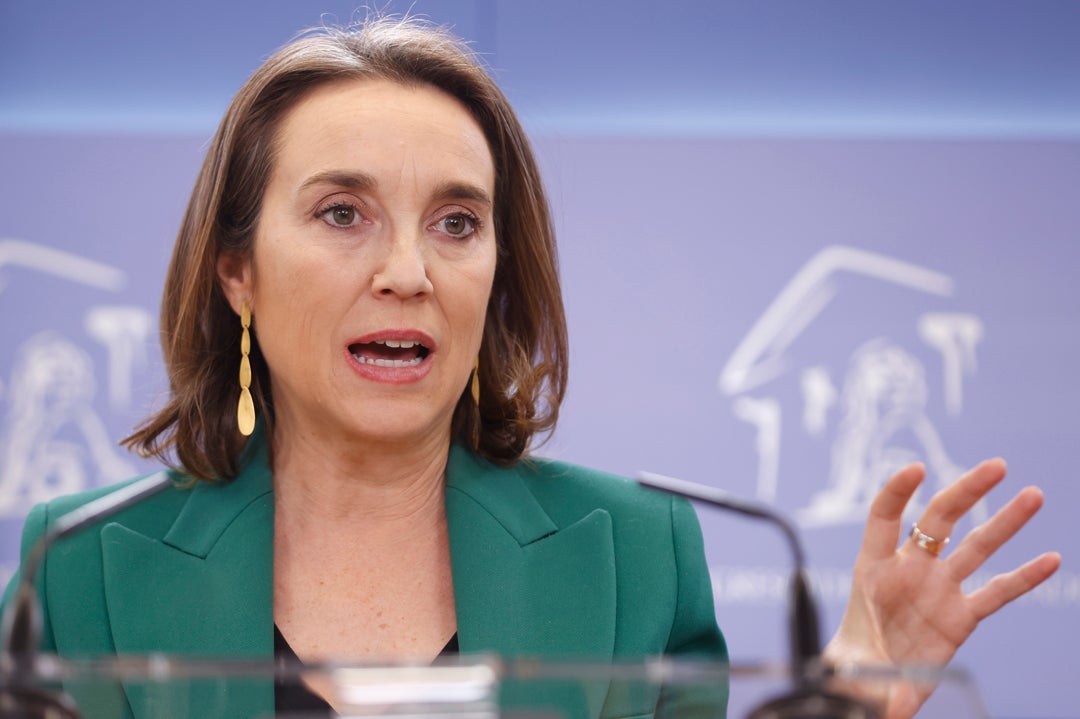 Cuca Gamarra: "¿Que el PP no puede gobernar mientras exista Vox? No creo que sea cierto" Cuca Gamarra: "¿Que el PP no puede gobernar mientras exista Vox? No creo que sea cierto"