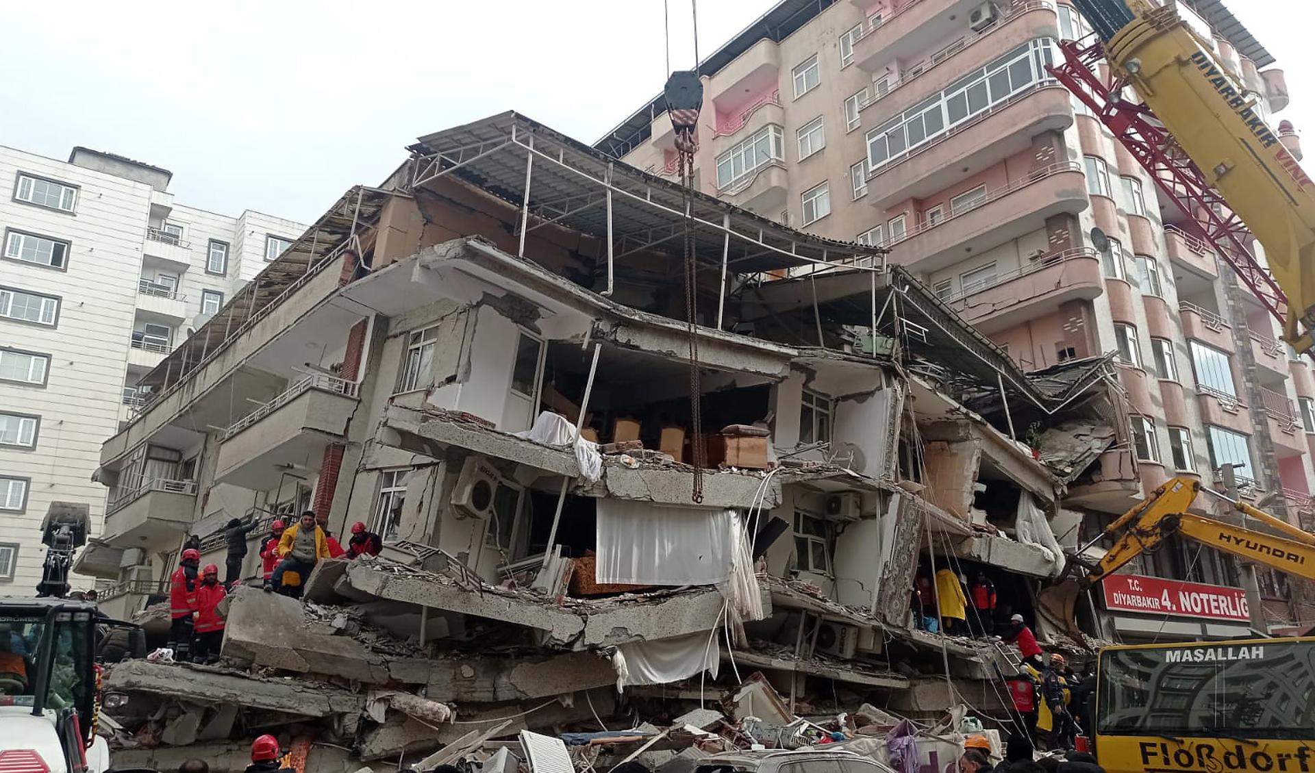 Así se ha vivido el terremoto de Turquía en el momento del temblor Así se ha vivido el terremoto de Turquía en el momento del temblor