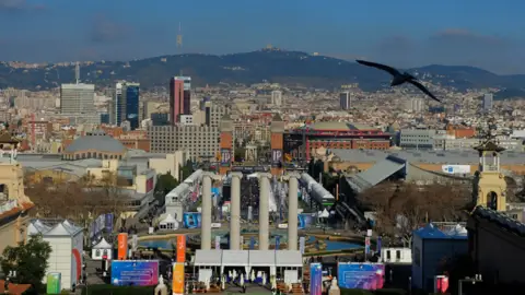 Barcelona vol esdevenir capital europea del comerç de proximitat Barcelona vol esdevenir capital europea del comerç de proximitat