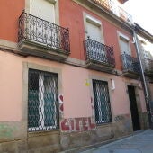 O BNG denuncia mala praxe na eliminación de pintadas na zona histórica da cidade