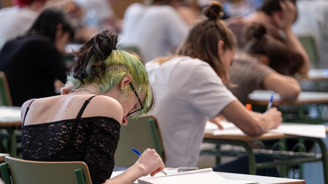 ¿De exámenes finales? El Ayuntamiento de Sagunto amplía el horario de sus bibliotecas ¿De exámenes finales? El Ayuntamiento de Sagunto amplía el horario de sus bibliotecas