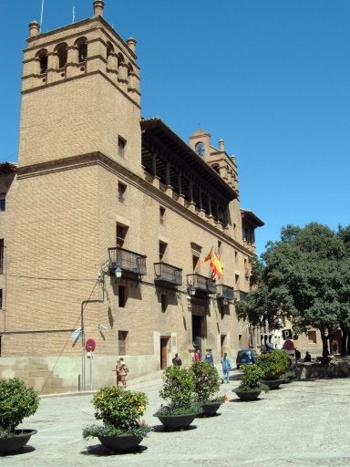 Amenaza de huelga por la supresión del complemento de antigüedad Amenaza de huelga por la supresión del complemento de antigüedad