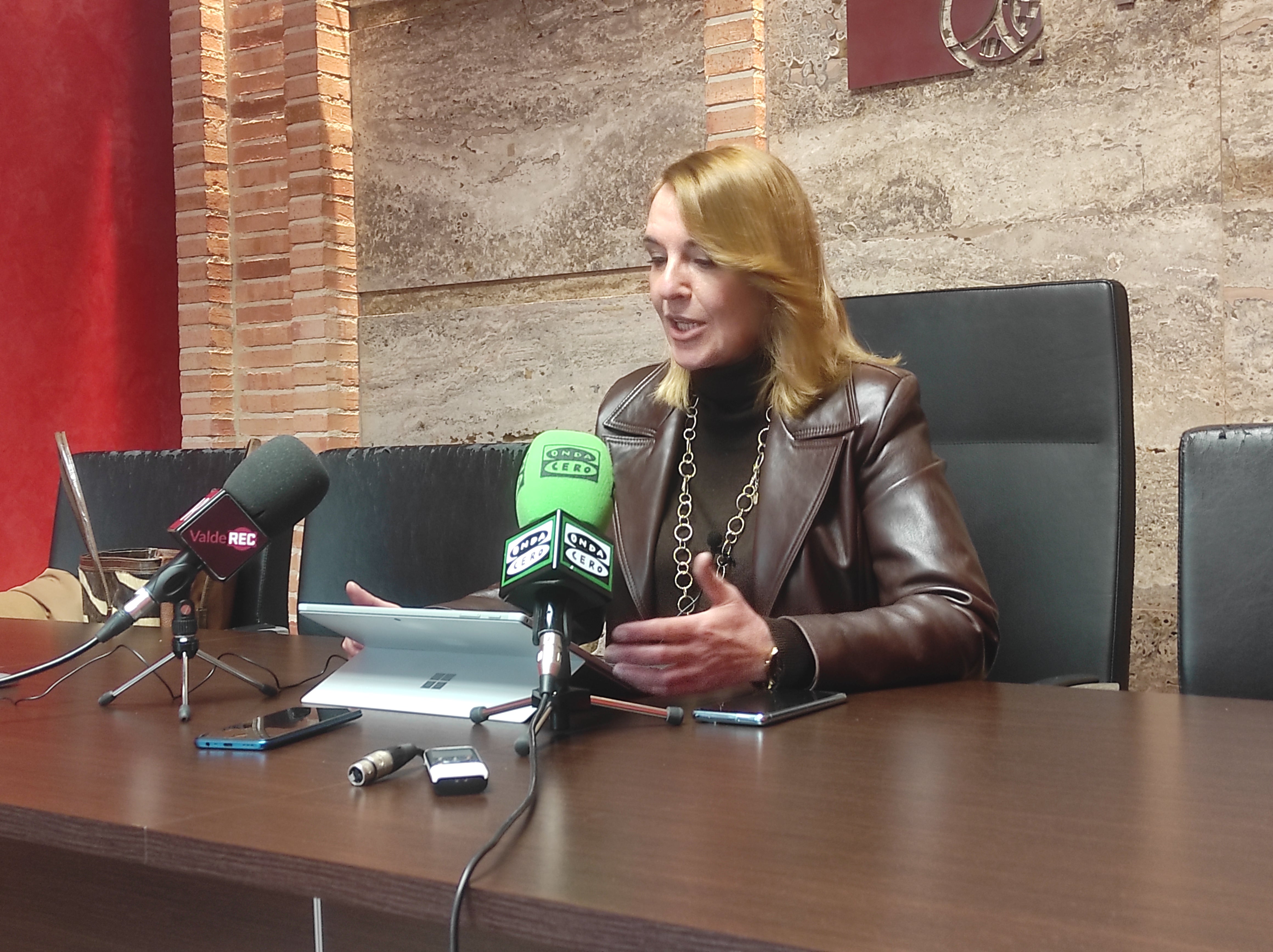 El PP plantea recuperar el dinero público que costó a los valdepeñeros la empresa municipal ESEVAL El PP plantea recuperar el dinero público que costó a los valdepeñeros la empresa municipal ESEVAL