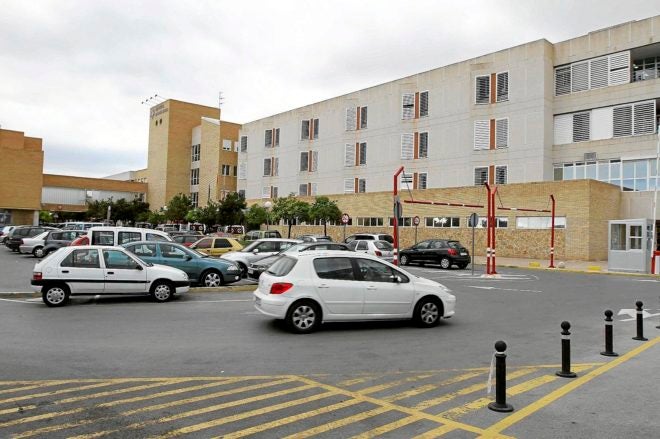Verdú: "el acondicionamiento del párking provisional del Hospital le corresponde a la adjudicataria" Verdú: "el acondicionamiento del párking provisional del Hospital le corresponde a la adjudicataria"