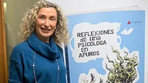 Carmen Pastor presenta "Reflexiones de una psicóloga en apuros" Carmen Pastor presenta "Reflexiones de una psicóloga en apuros"