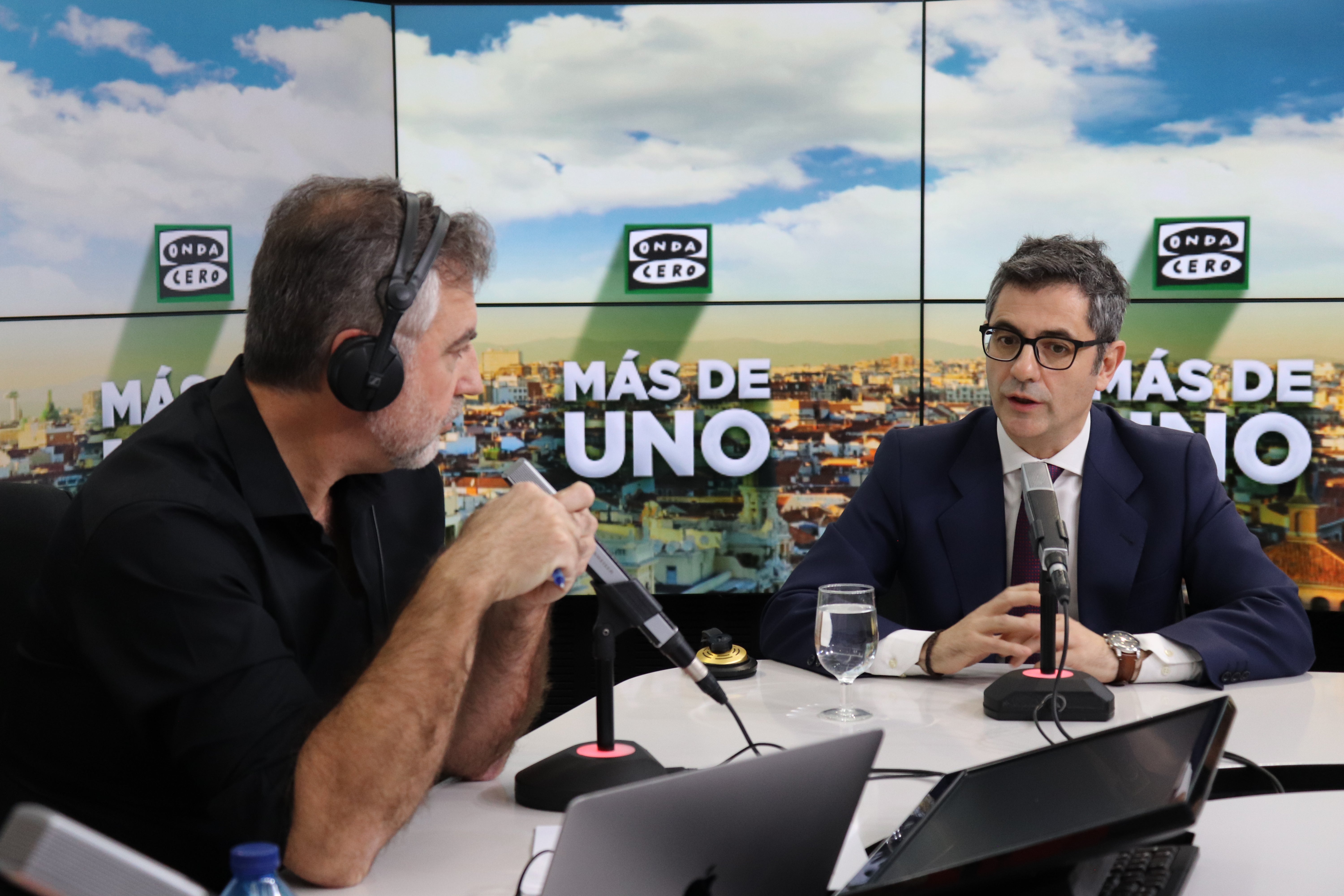 Vídeo completo y titulares destacados de la entrevista de Carlos Alsina a Félix Bolaños Vídeo completo y titulares destacados de la entrevista de Carlos Alsina a Félix Bolaños