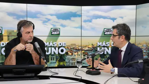 Félix Bolaños durante la entrevista con Carlos Alsina en 'Más de uno' Félix Bolaños durante la entrevista con Carlos Alsina en 'Más de uno'