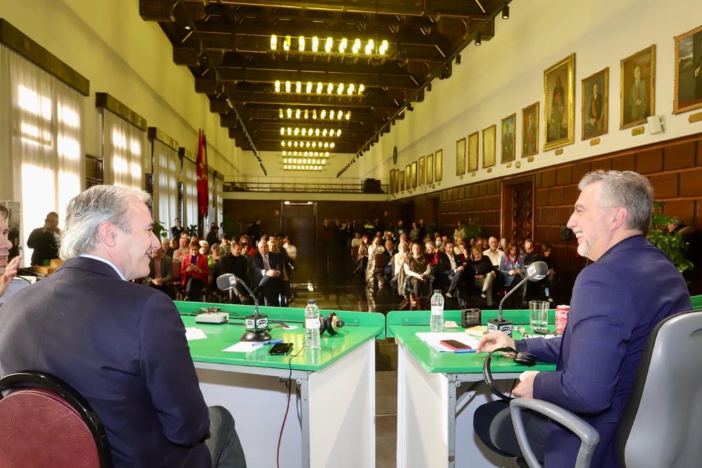 Jorge Azcón: "Priorizar al peatón es una tendencia imparable para cualquier ciudad que quiera mirar al futuro" Jorge Azcón: "Priorizar al peatón es una tendencia imparable para cualquier ciudad que quiera mirar al futuro"