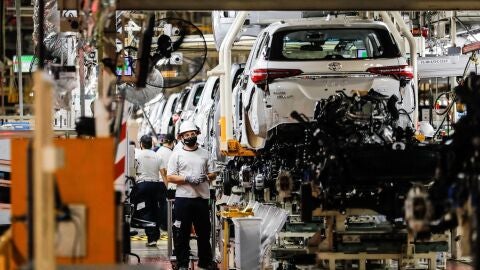 La Br&uacute;jula de la Econom&iacute;a: La crisis del sector de la automoci&oacute;n