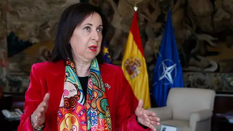 Imagen de archivo de la ministra de Defensa, Margarita Robles España no establece la fecha de regreso de sus equipos de rescate en Turquía