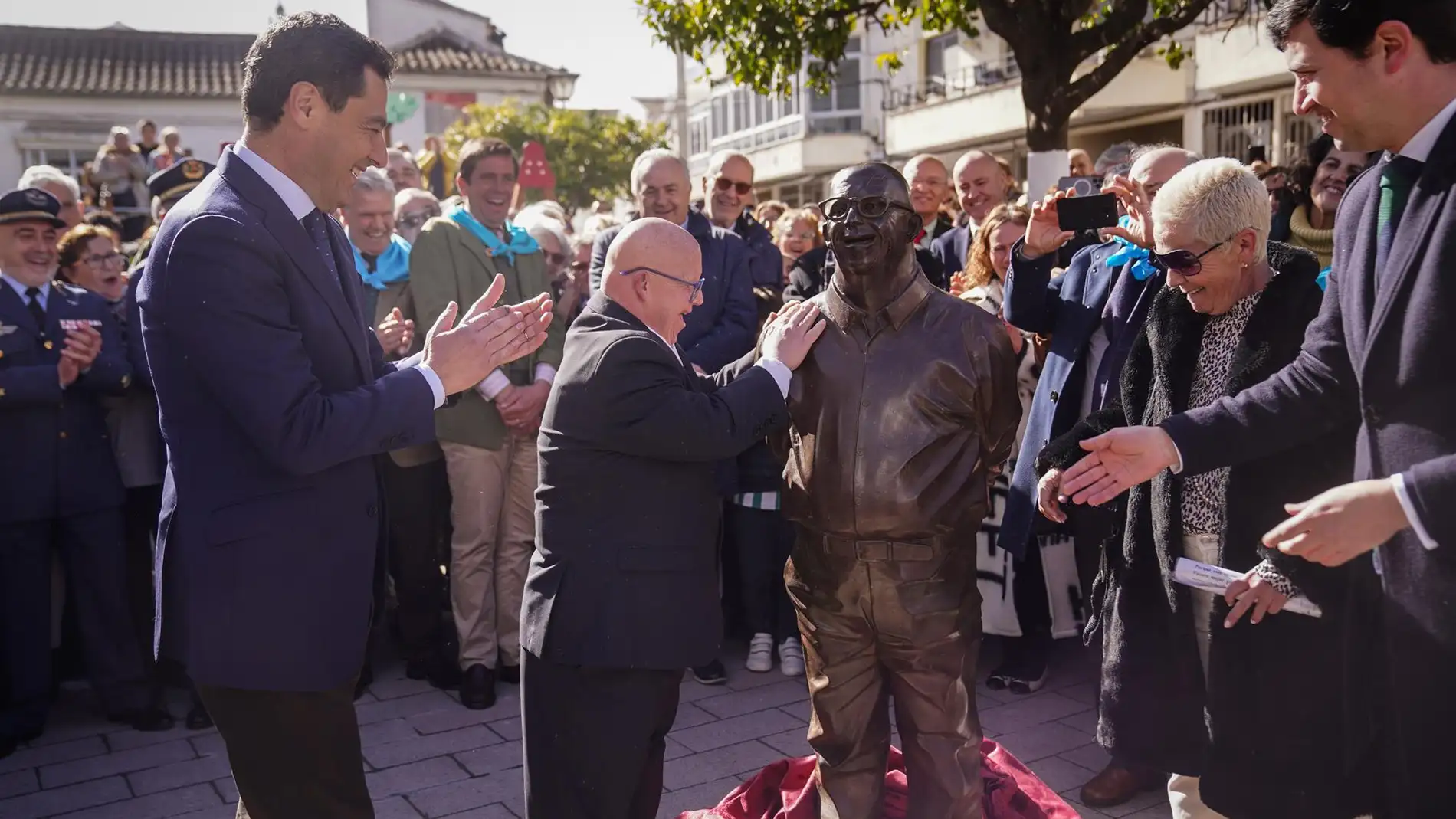 Constantina inaugura la primera estatua de Europa dedicada a una persona con síndrome de Down