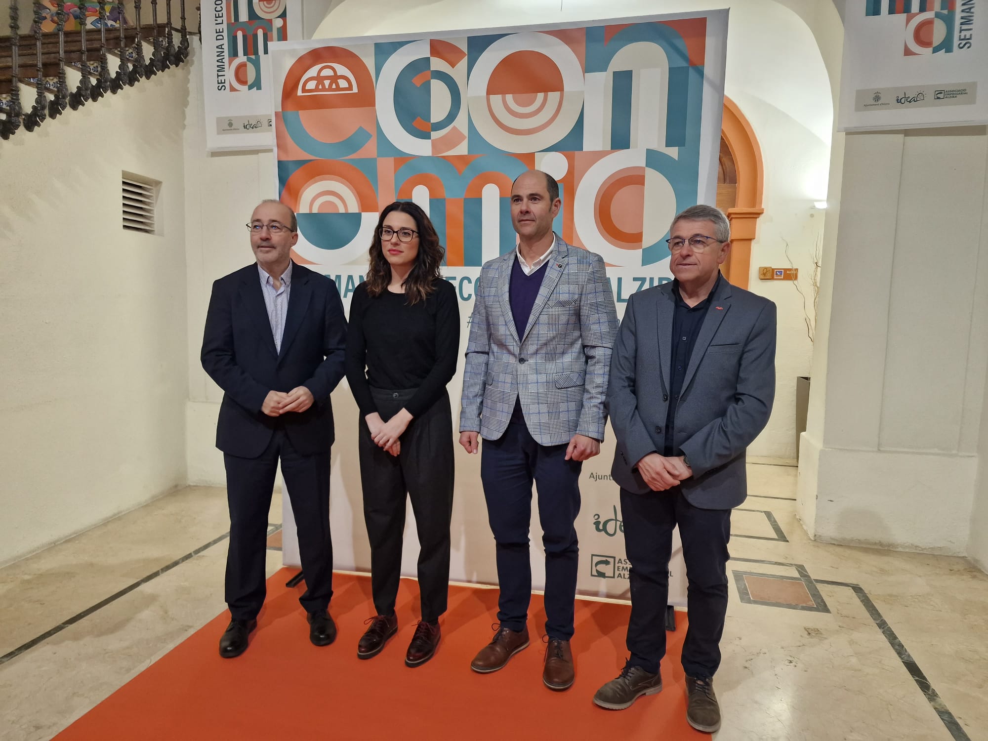Aitana Mas aboga por el trabajo conjunto entre las administraciones y el tejido empresarial para reforzar la economía de la comarca Aitana Mas aboga por el trabajo conjunto entre las administraciones y el tejido empresarial para reforzar la economía de la comarca