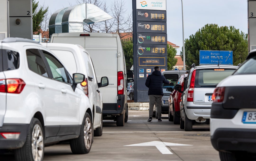 Adiós a los coches diésel y gasolina: la Eurocámara prohibirá su venta a partir de 2035 Adiós a los coches diésel y gasolina: la Eurocámara prohibirá su venta a partir de 2035