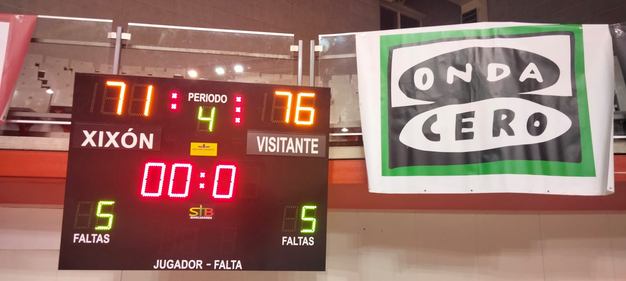 Un polémico 'tiempo muerto' Un polémico 'tiempo muerto'