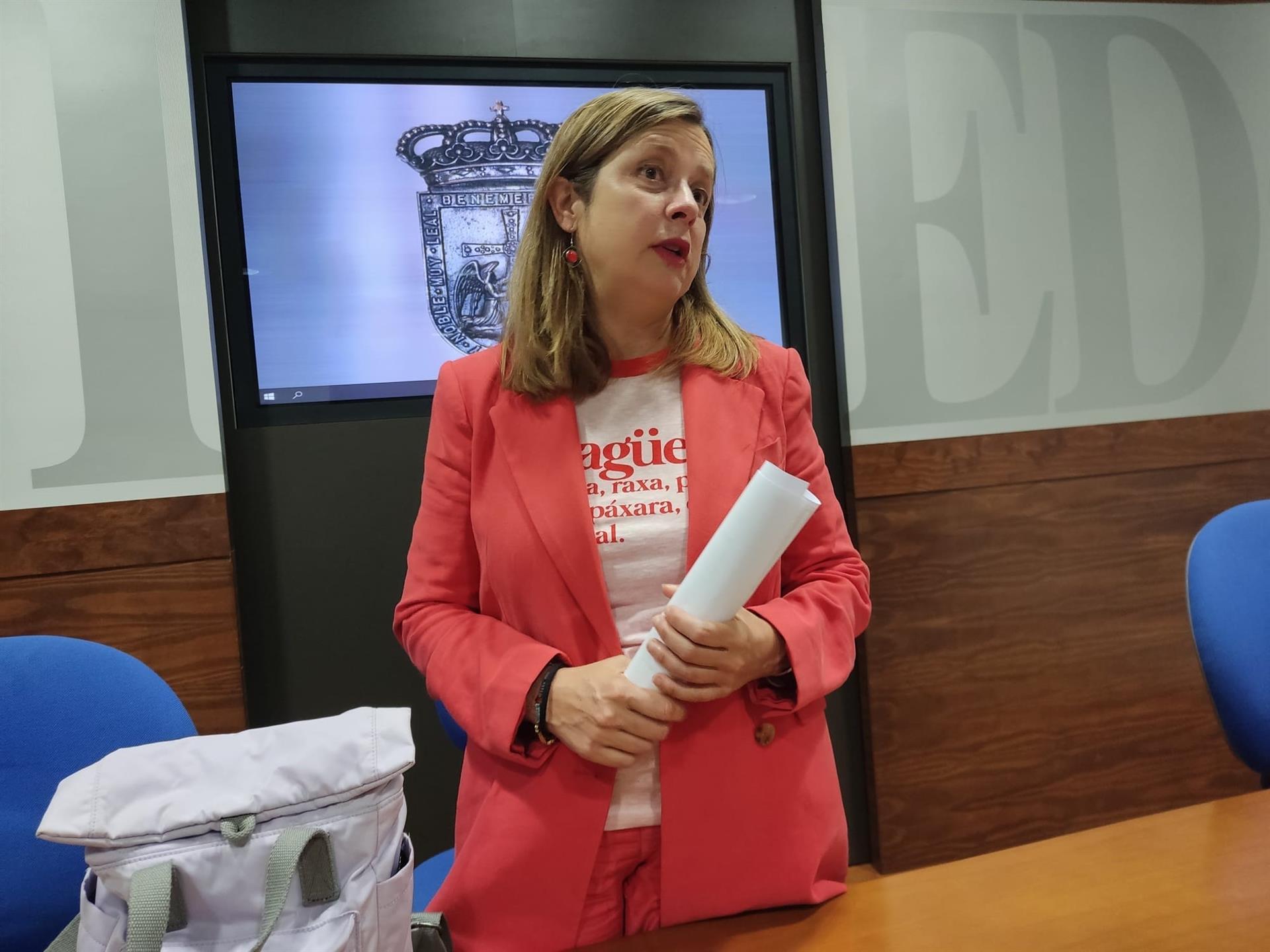 Somos denuncia falta de dinero para cubrir las peticiones de becas Somos denuncia falta de dinero para cubrir las peticiones de becas