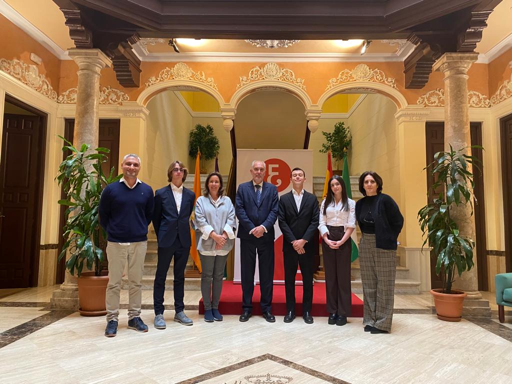 Novaschool Añoreta gana por segundo año consecutivo la final nacional del Concurso de Comunicación Audiovisual sobre Educación Financiera del Consejo General de Economistas Novaschool Añoreta gana por segundo año consecutivo la final nacional del Concurso de Comunicación Audiovisual sobre Educación Financiera del Consejo General de Economistas
