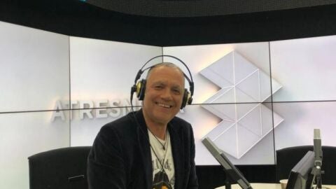 Juan Ram&oacute;n Lucas en Julia en la Onda