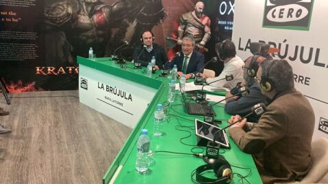 El presidente de la Diputaci&oacute;n de M&aacute;laga, en 'La Br&uacute;jula' con Rafa Latorre.
