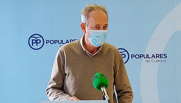 El edil del PP José Manuel Cañizares renuncia a su acta de concejal en el Ayuntamiento de Cuenca El edil del PP José Manuel Cañizares renuncia a su acta de concejal en el Ayuntamiento de Cuenca