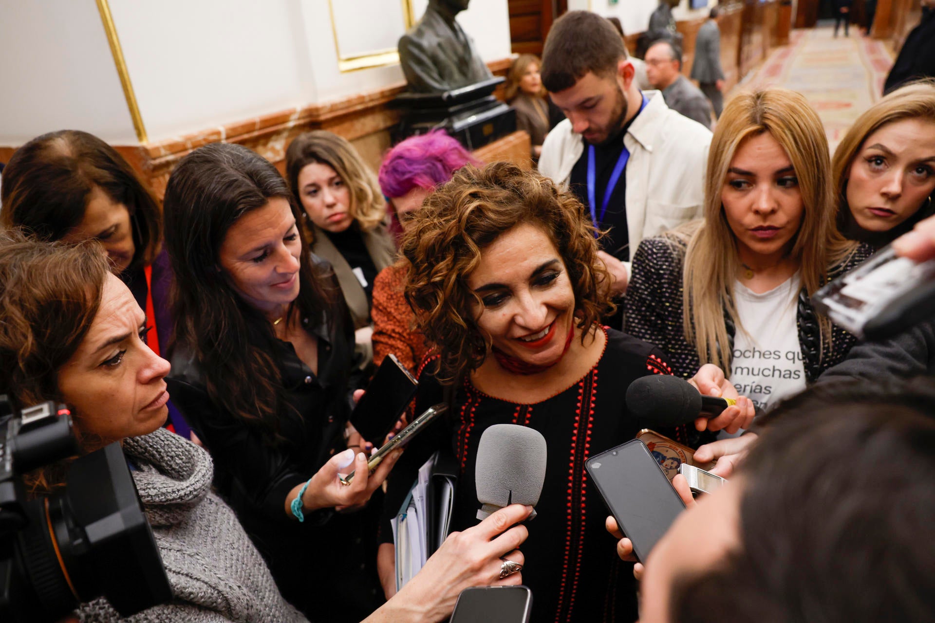 PSOE y Podemos siguen enfrentados por la reforma del 'sólo sí es sí': "No se avanza" PSOE y Podemos siguen enfrentados por la reforma del 'sólo sí es sí': "No se avanza"