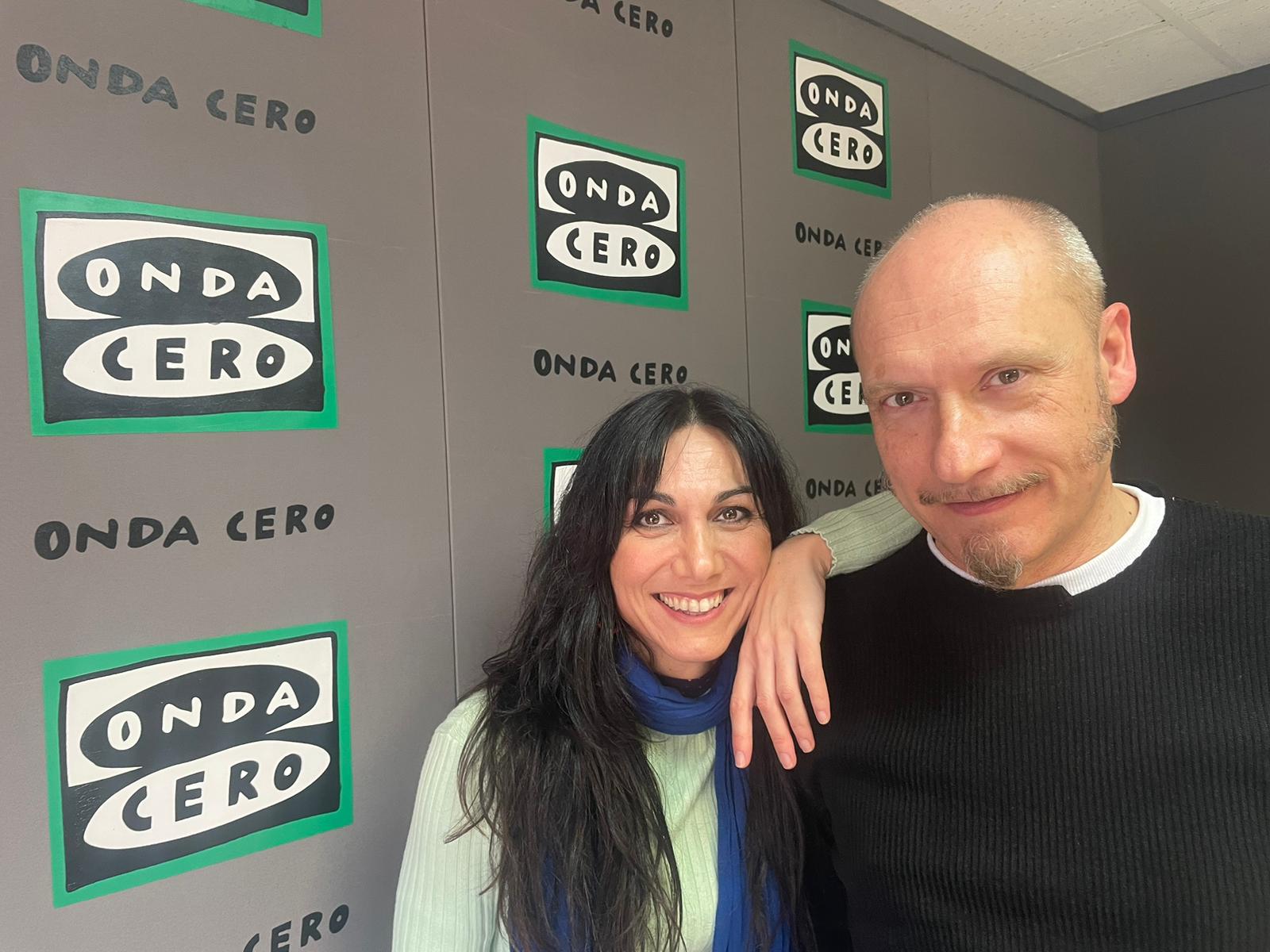 Lola Bou y Manel Brancal presentan su nuevo proyecto 'Fràgil' en forma de pomada para el alma Lola Bou y Manel Brancal presentan su nuevo proyecto 'Fràgil' en forma de pomada para el alma