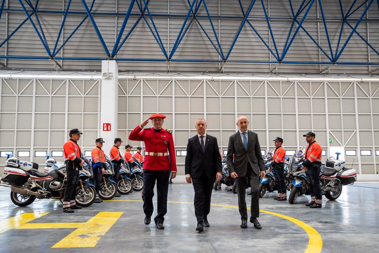 Urkullu promete más medios a la Ertzaintza Urkullu promete más medios a la Ertzaintza