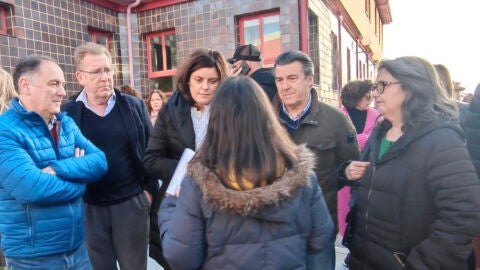 Los pol&iacute;ticos populares en la concentraci&oacute;n de Llanes