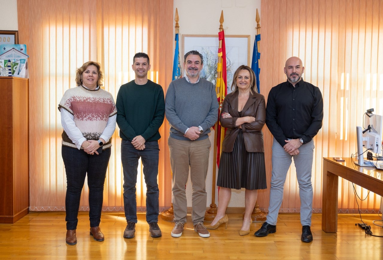 Primera reunión institucional entre HOSBEC y el ayuntamiento de L'Alfàs del Pi Primera reunión institucional entre HOSBEC y el ayuntamiento de L'Alfàs del Pi